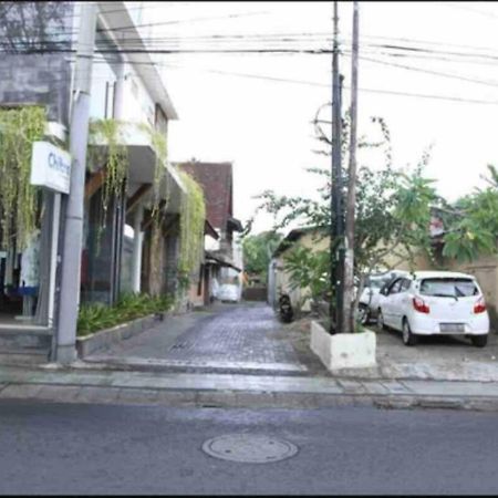 Pili Pili Homestay 6 Legian  Ngoại thất bức ảnh