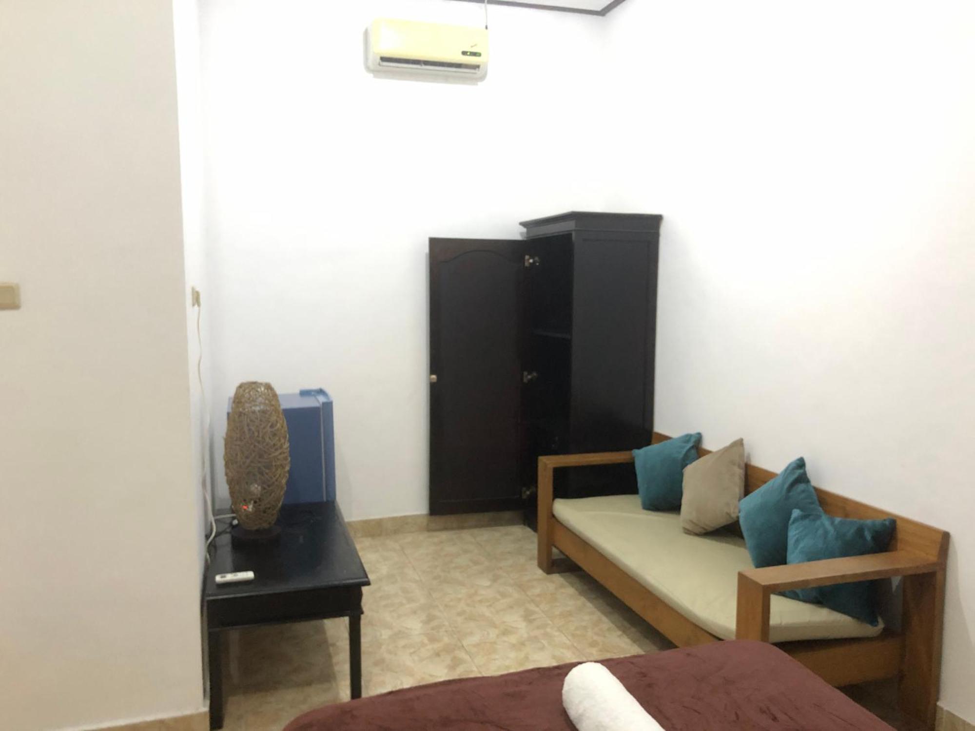 Pili Pili Homestay 6 Legian  Ngoại thất bức ảnh